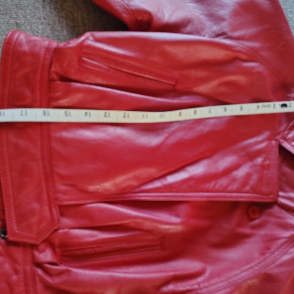 Vintage Wilson Women's Vibrant Red Leather Jacket Size XS - Picture 10 of 13